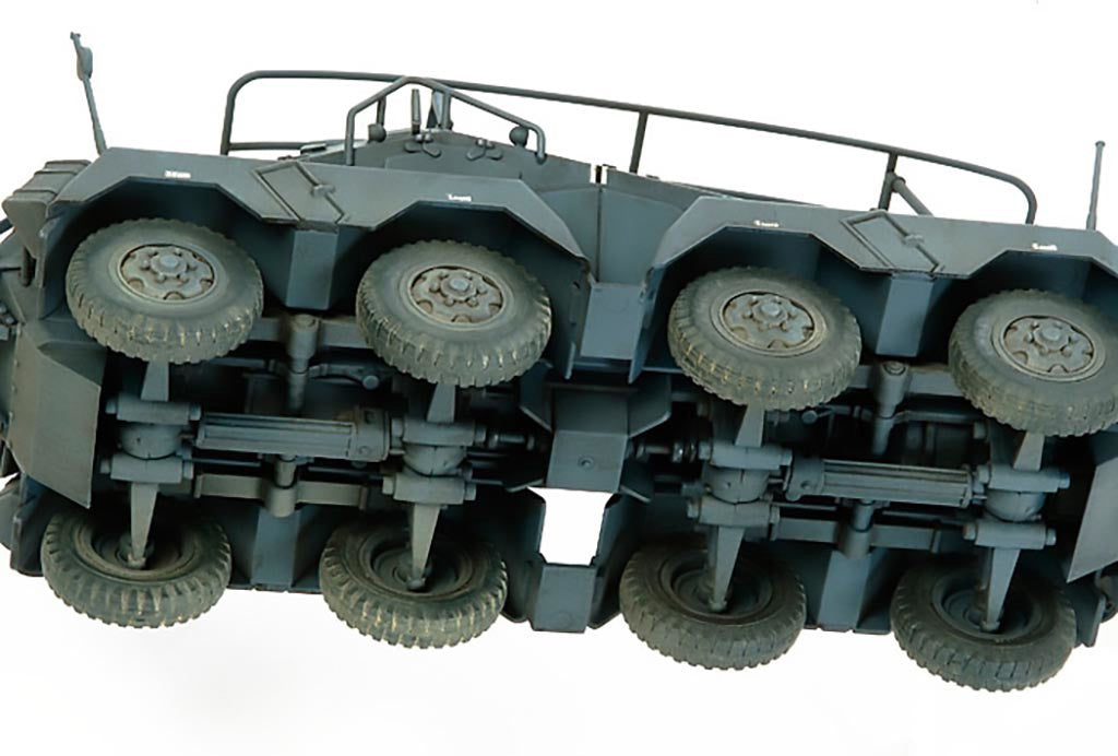German Sd.Ffz.232 Heavy Armoured Car 1:48 Model Kit by Tamiya