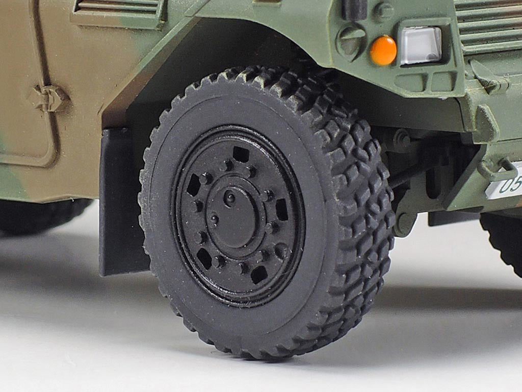 JGSDF Light Armoured Vehicle 1:48 Model Kit by Tamiya