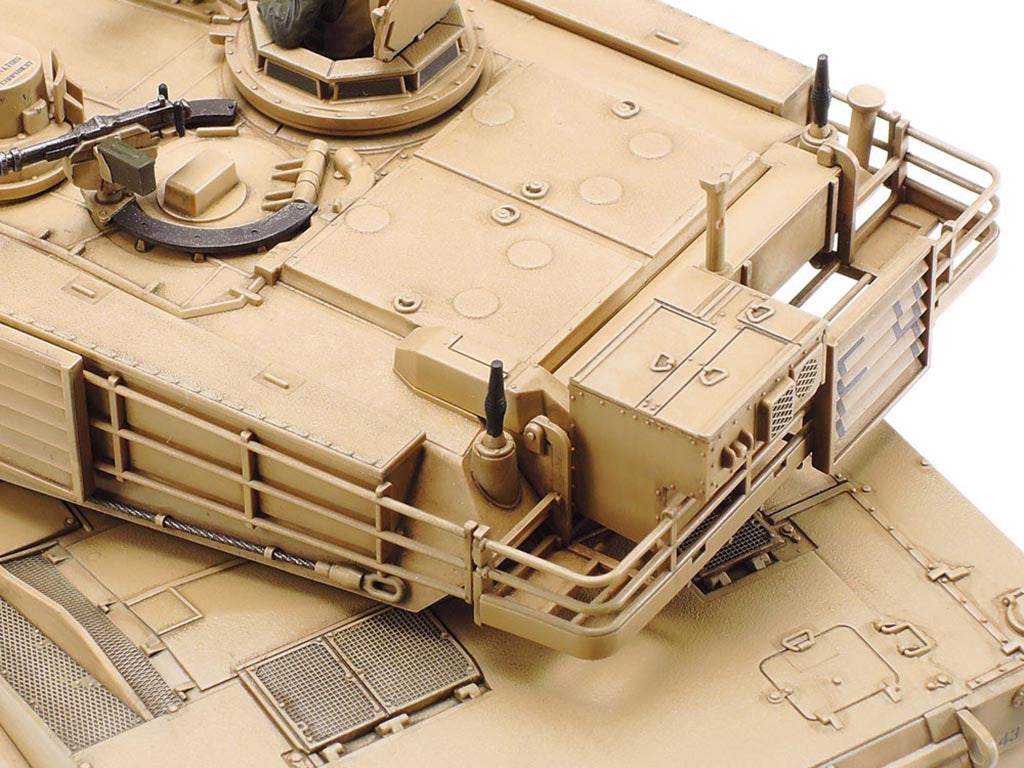 U.S. MBT M1A2 Abrams 1:48 Model Kit by Tamiya