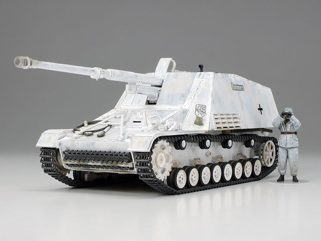 German Nashorn Self-Propelled Heavy Anti-Tank Gun 1:48 Model Kit by Tamiya