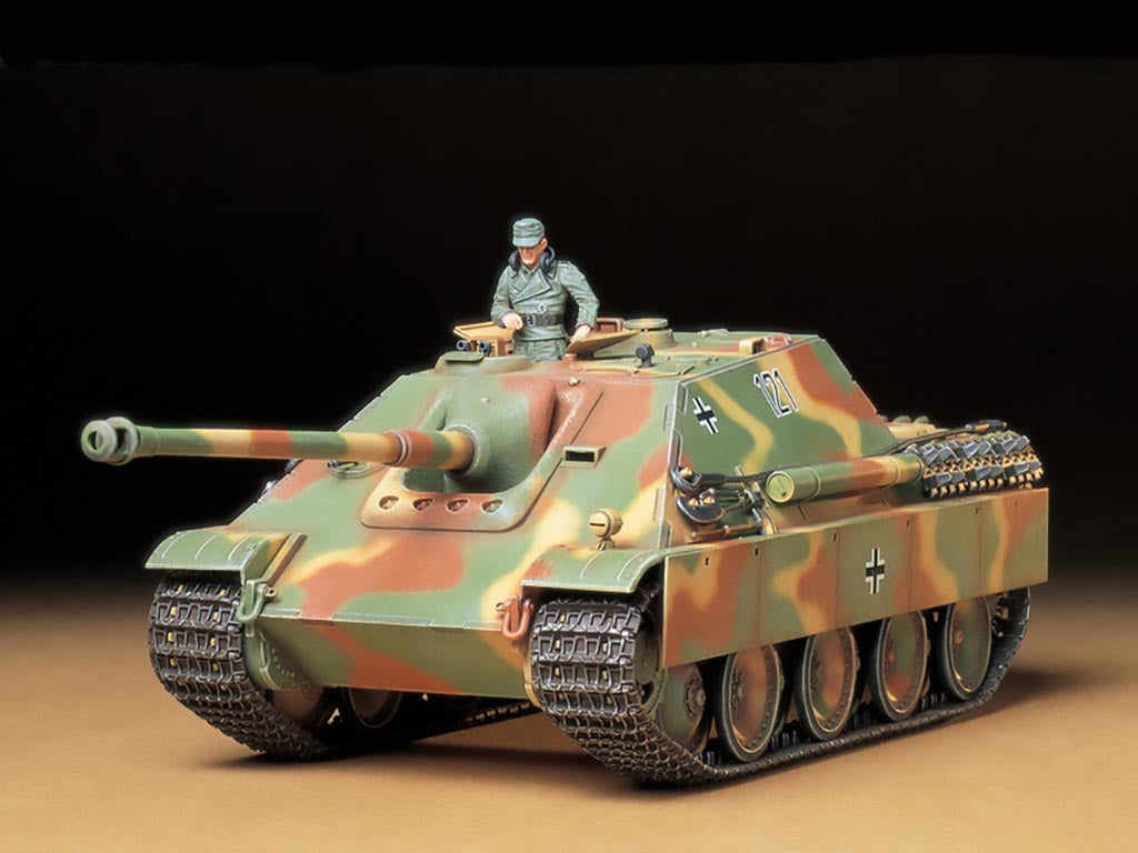 German Jagdpanther Tank Destroyer 1:35 Model Kit by Tamiya