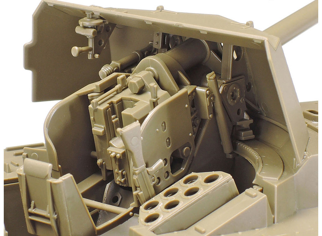 British Archer Self-Propelled Anti-Tank Gun 1:35 Model Kit by Tamiya