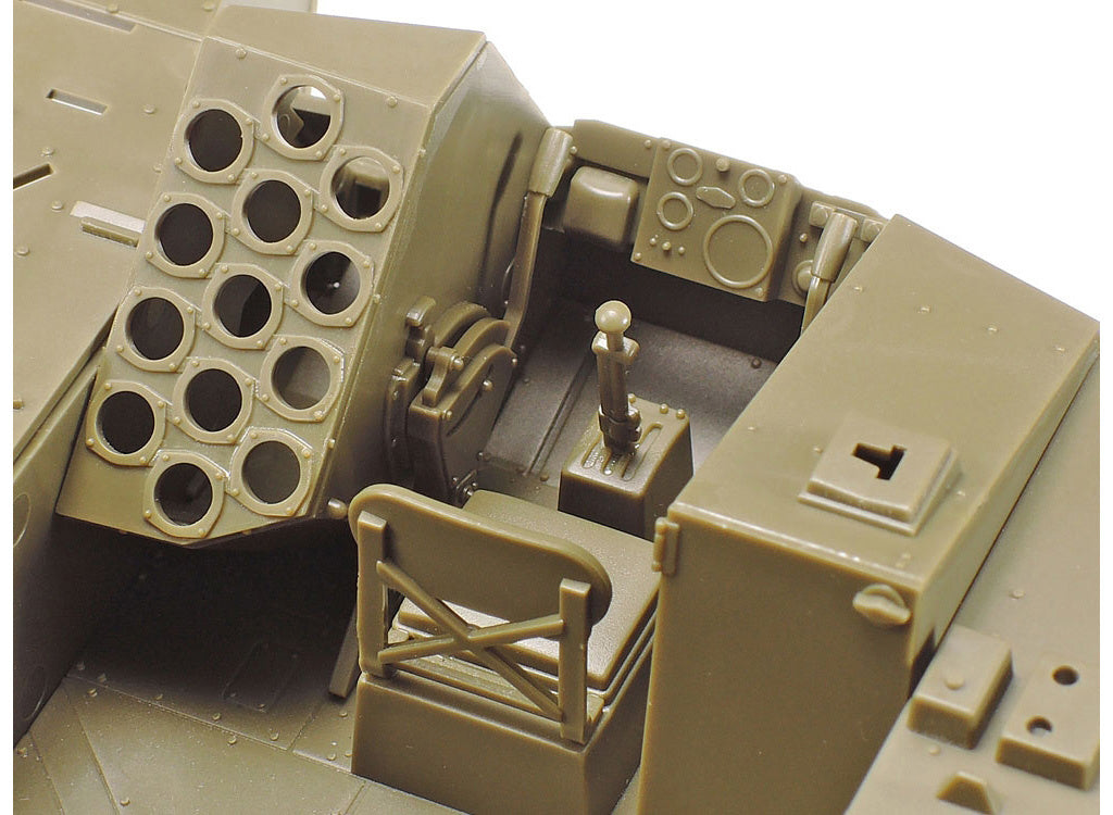 British Archer Self-Propelled Anti-Tank Gun 1:35 Model Kit by Tamiya