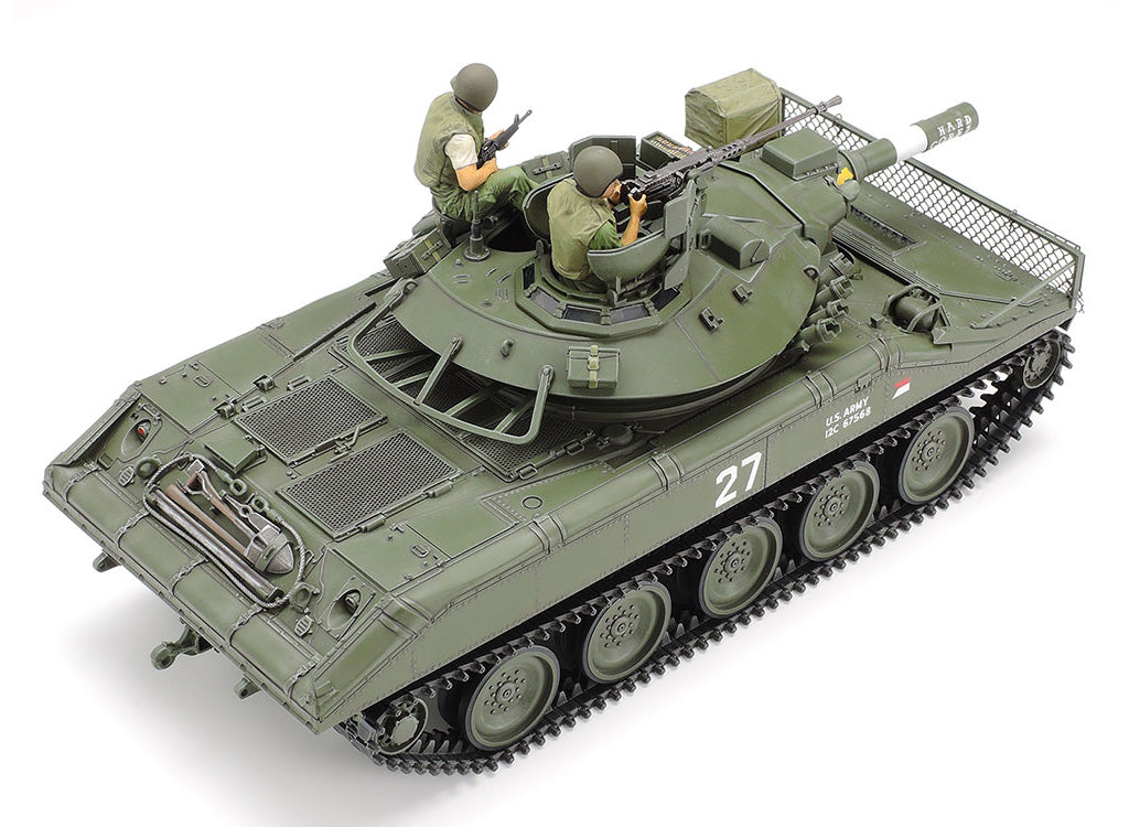 U.S. Airborne M551 Sheridan (Vietnam War) 1:35 Model Kit by Tamiya