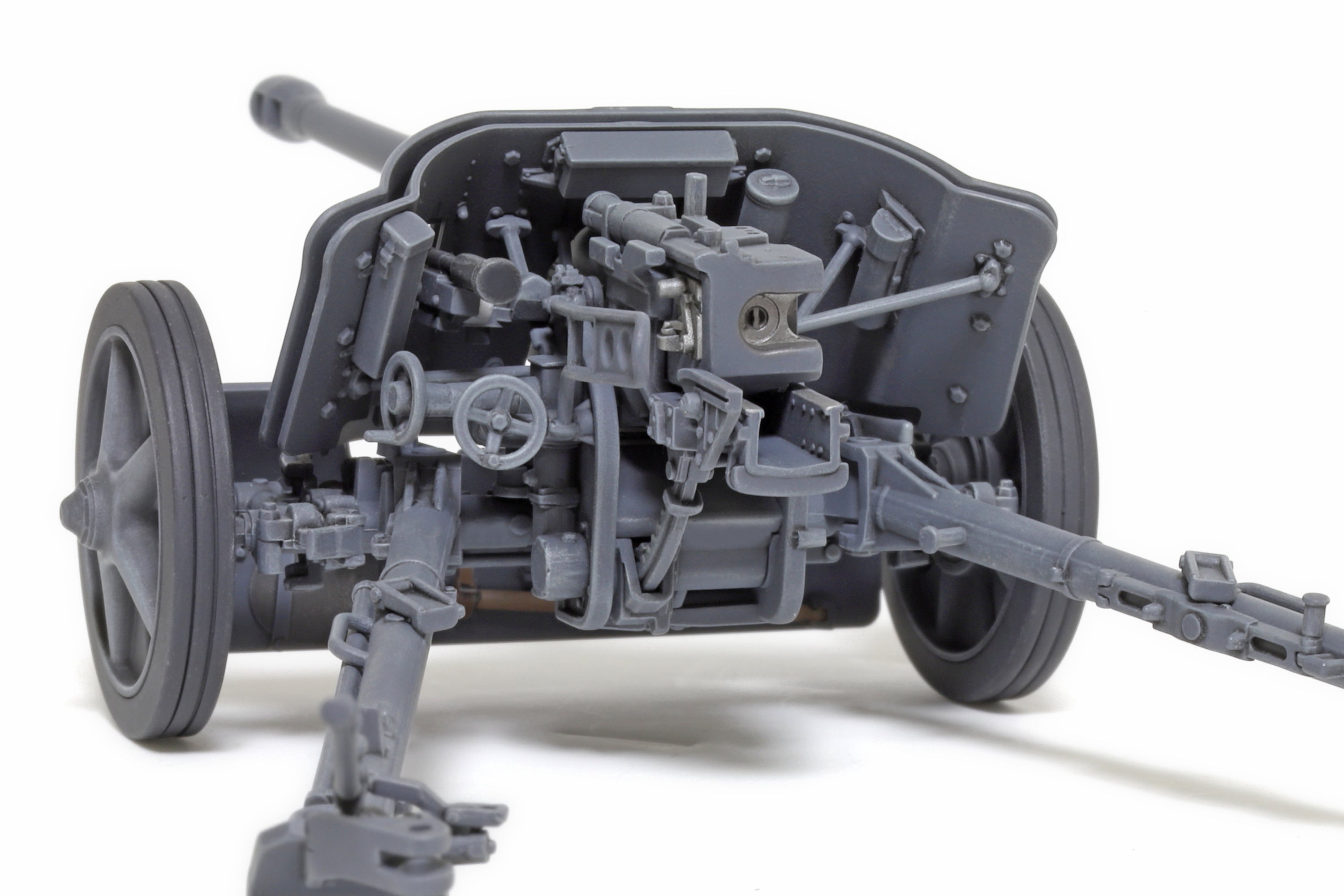 German 5cm Pak38 Anti-Tank Gun 1:35 Model Kit by Tamiya