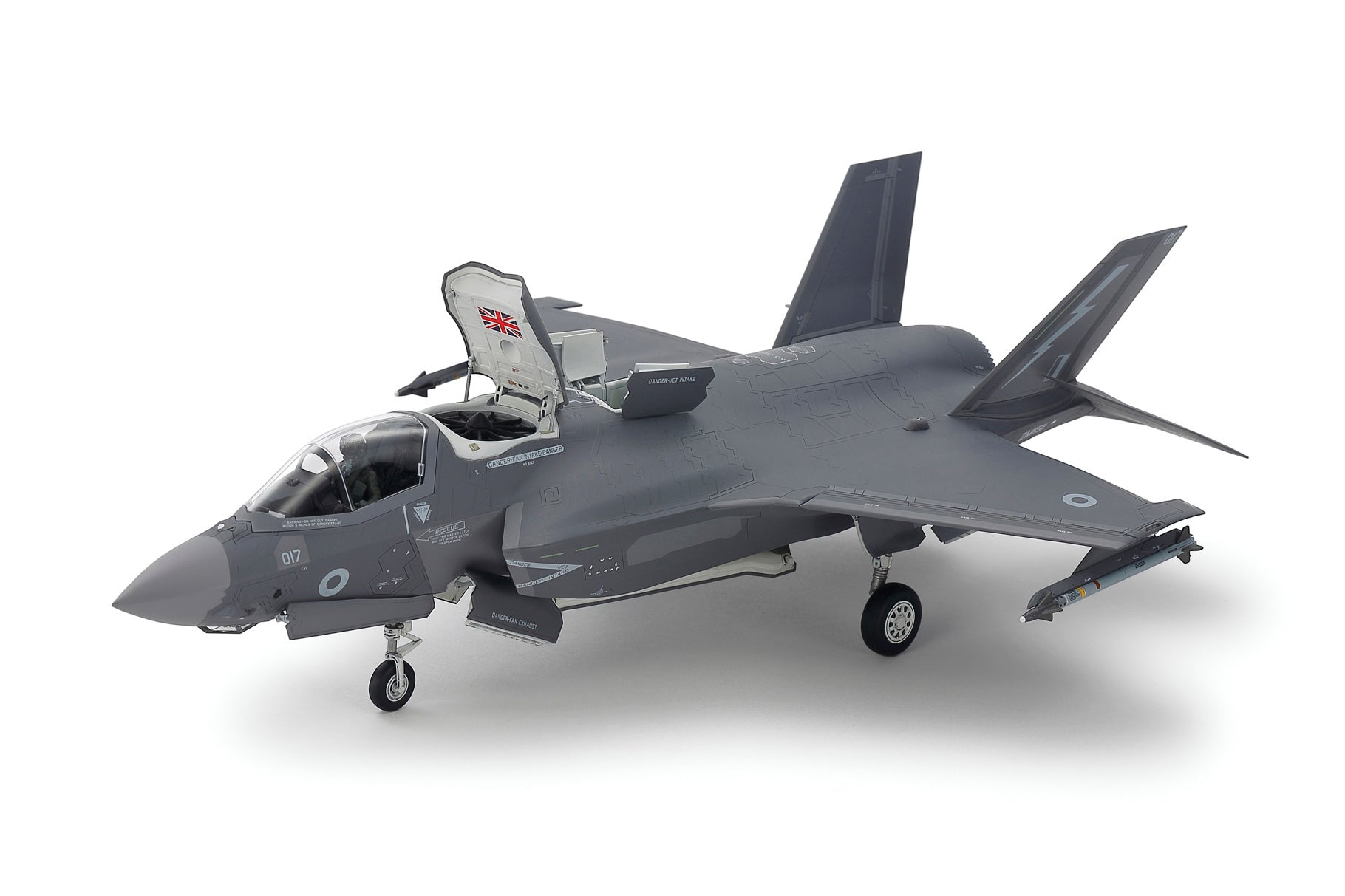 F-35B Lightning II 1:72 Model Kit by Tamiya