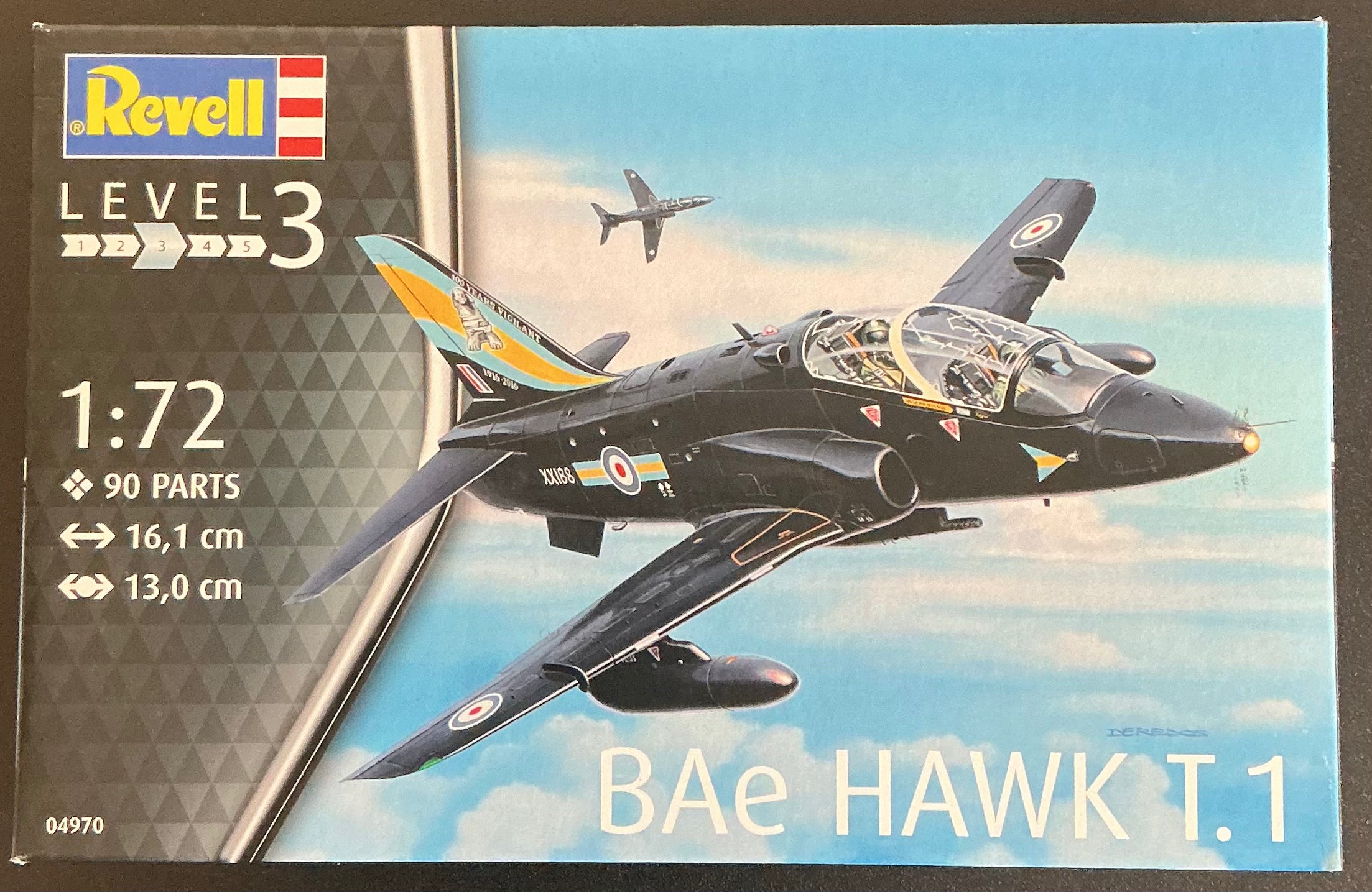 BAe Hawk T.1 1:72 Model Kit by Revell